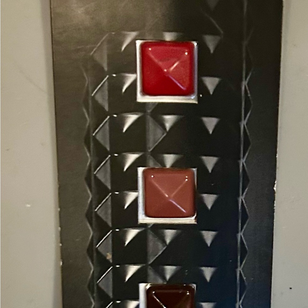 Kat Von D- Studded Kiss Lipstick sampler